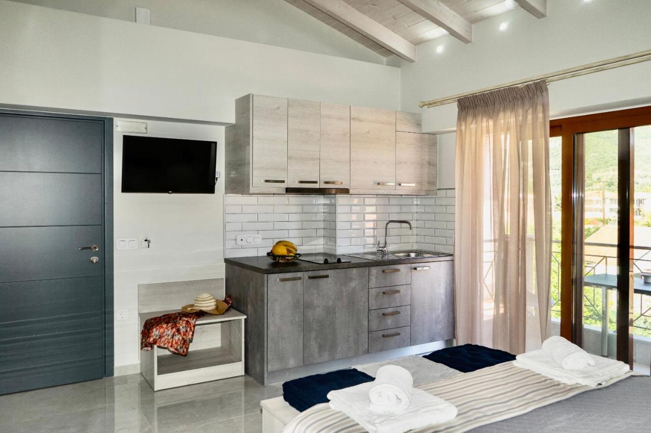Emily Apartments Nydri  Exterior foto